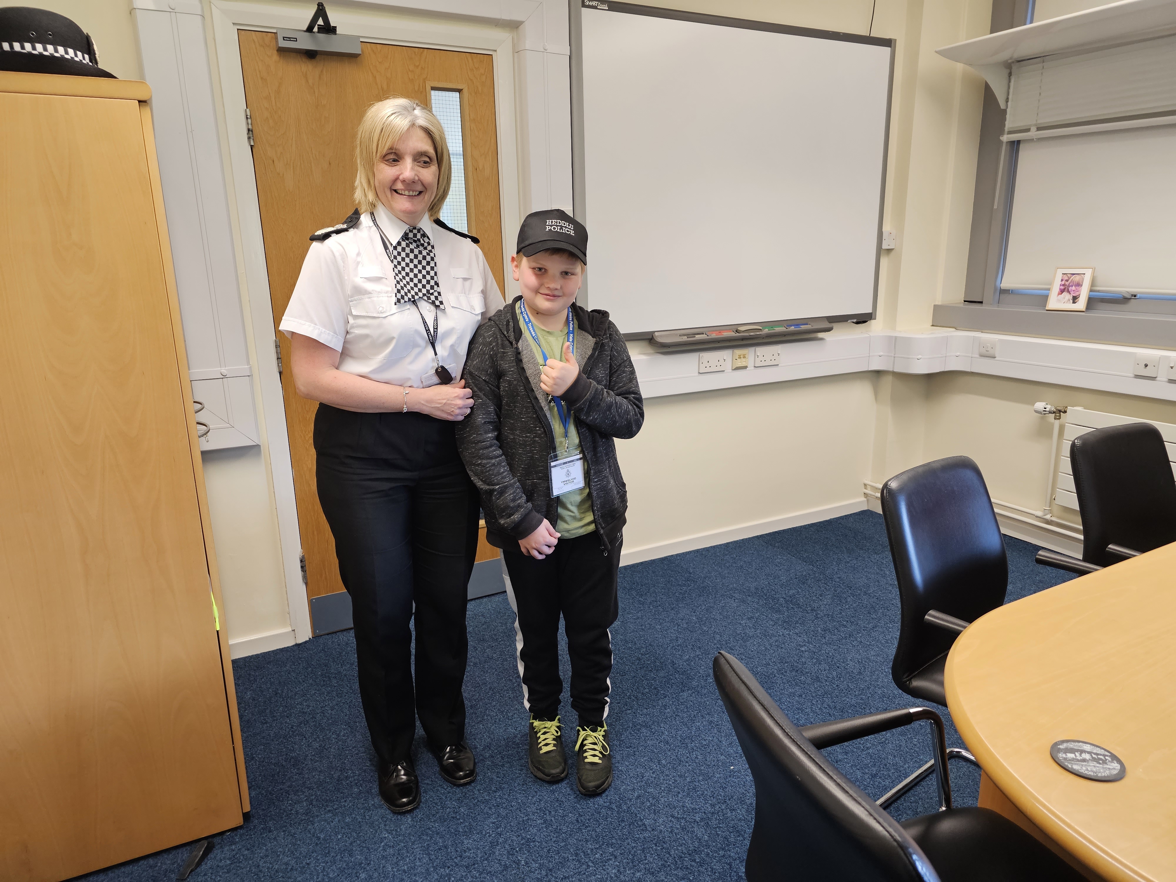 Ollie's visit to HQ