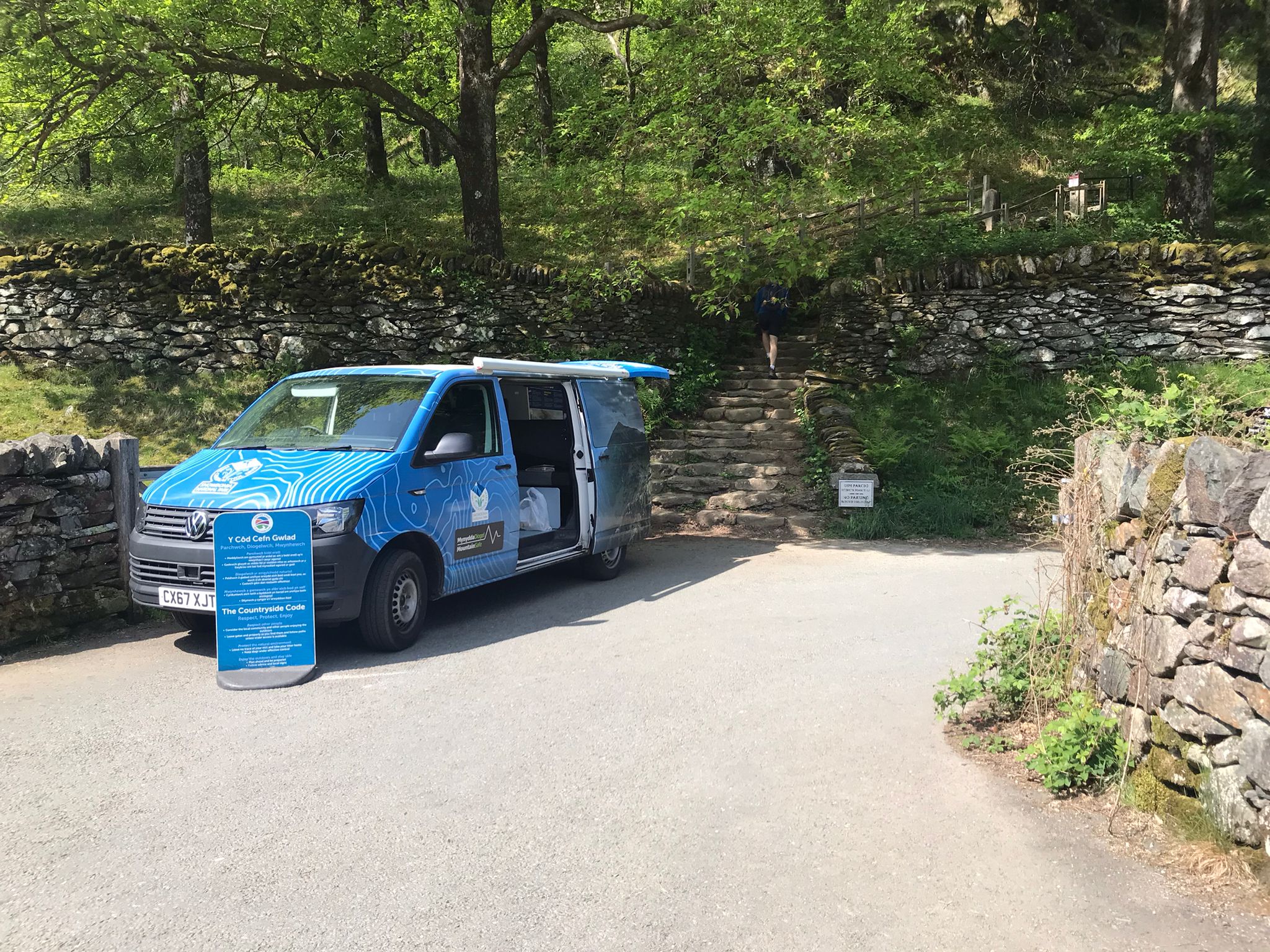 Photograph showing the car park at Nant Gwynant