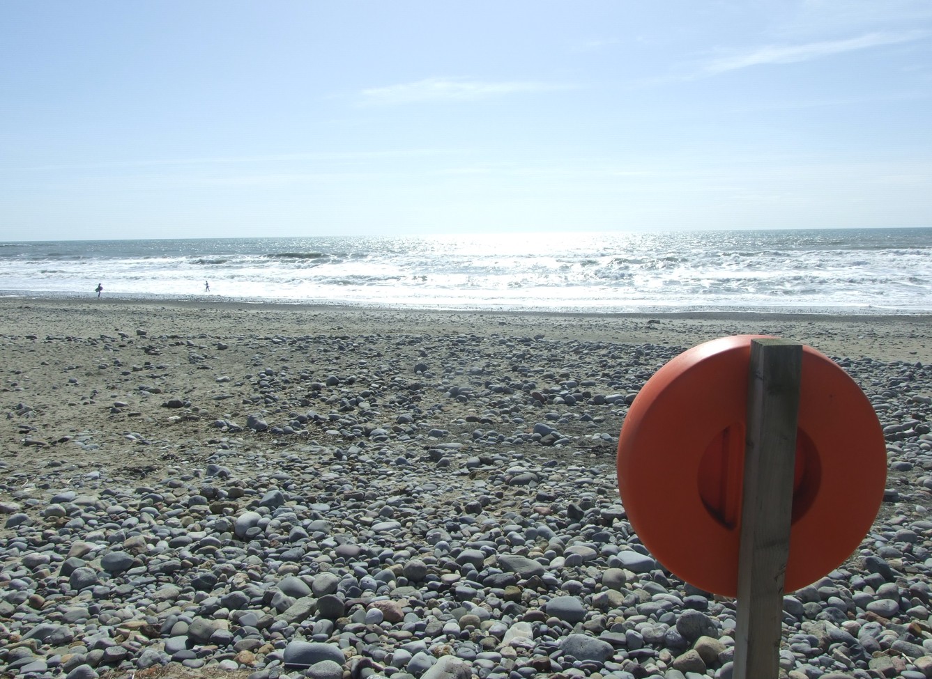 Photograph of a beach in North Wales