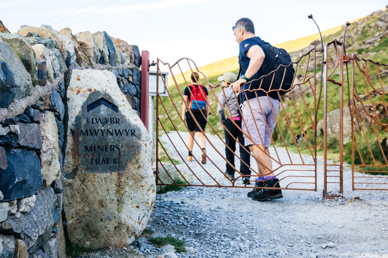 Photograph of the Miner's Path on Yr Wyddfa