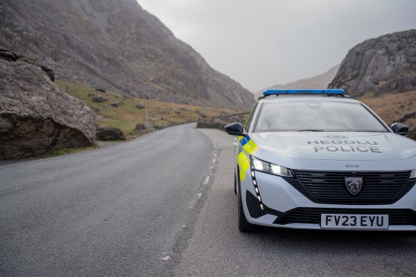 North Wales Police unveils new Mountain Rescue Support Team 